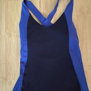 Lululemon workout tank with built in bra